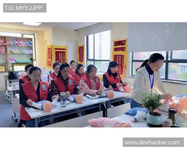 月嫂服务全解析：从产后护理到婴儿抚养，如何选择专业月嫂提升家庭幸福感